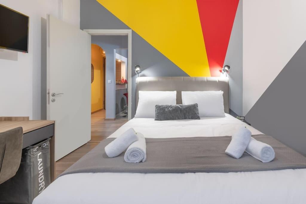 The Hostmaster Hollywood Space Studio Athens Luaran gambar